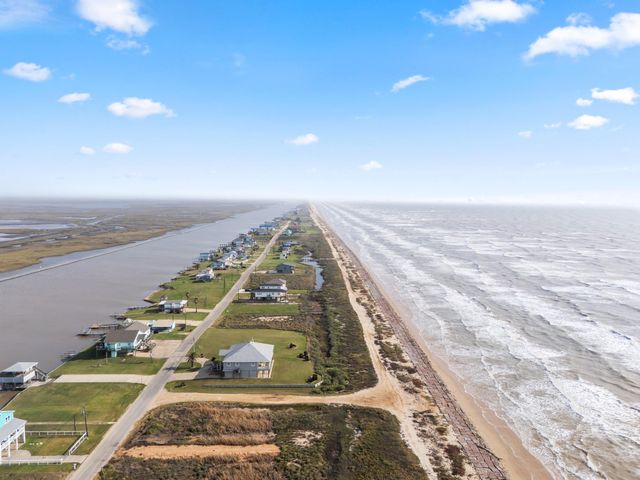 1862 County Road 230, Sargent, TX 77414