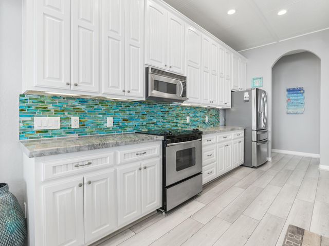 1862 County Road 230, Sargent, TX 77414