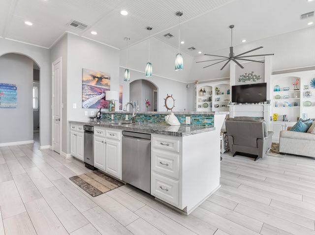 1862 County Road 230, Sargent, TX 77414