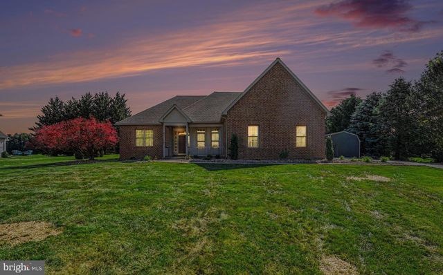 4 GOLF COURT, Carlisle, PA 17015