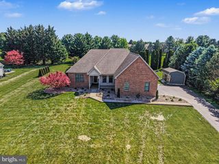 4 GOLF COURT, Carlisle, PA 17015