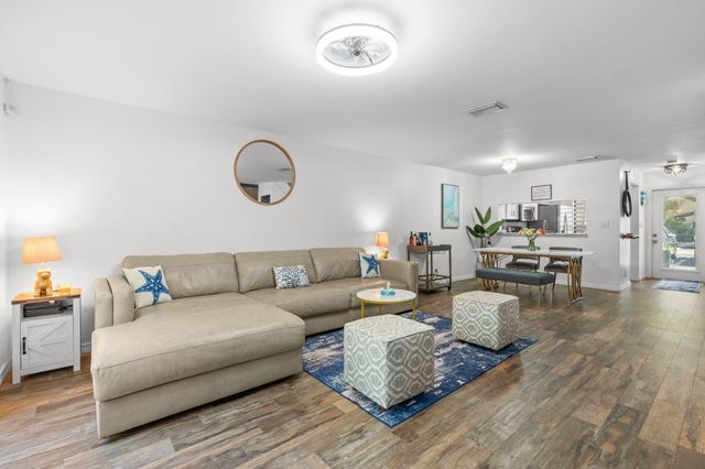 3024 S Oakland Forest Drive 3106, Oakland Park, FL 33309