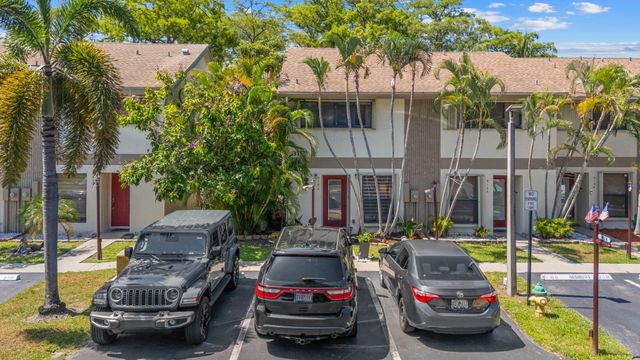 3024 S Oakland Forest Drive 3106, Oakland Park, FL 33309