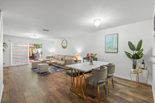3024 S Oakland Forest Drive 3106, Oakland Park, FL 33309