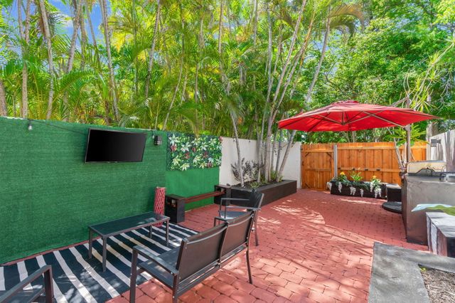3024 S Oakland Forest Drive 3106, Oakland Park, FL 33309