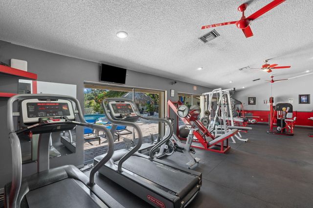 3024 S Oakland Forest Drive 3106, Oakland Park, FL 33309