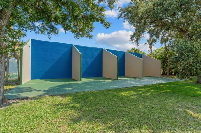 3024 S Oakland Forest Drive 3106, Oakland Park, FL 33309