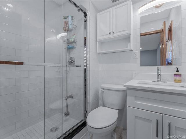 1423 209th Street, Bayside, NY 11360