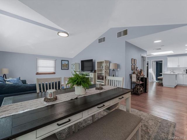 1423 209th Street, Bayside, NY 11360