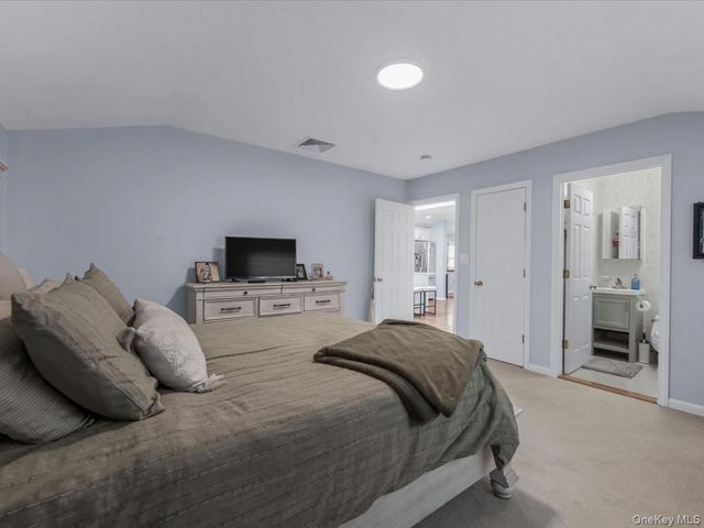 1423 209th Street, Bayside, NY 11360
