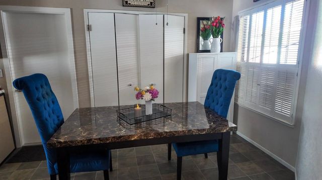 1830 Lakeshore Dr, Lodi, CA 95242