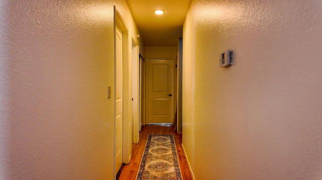 1830 Lakeshore Dr, Lodi, CA 95242