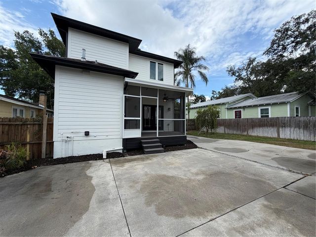 1204 E ELLICOTT STREET, Tampa, FL 33603