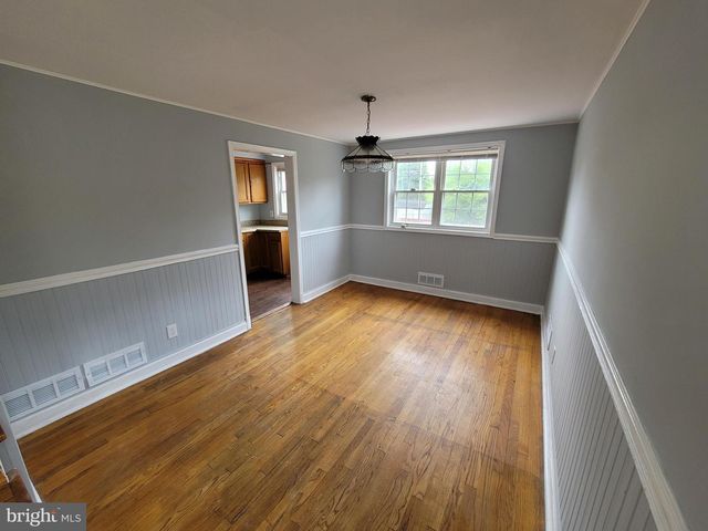 7449 FORREST AVE, Baltimore, MD 21234
