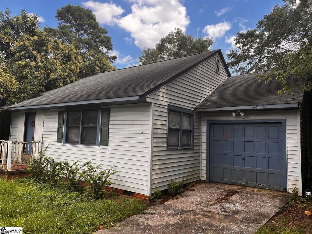 162 Watkins Court, Spartanburg, SC 29301