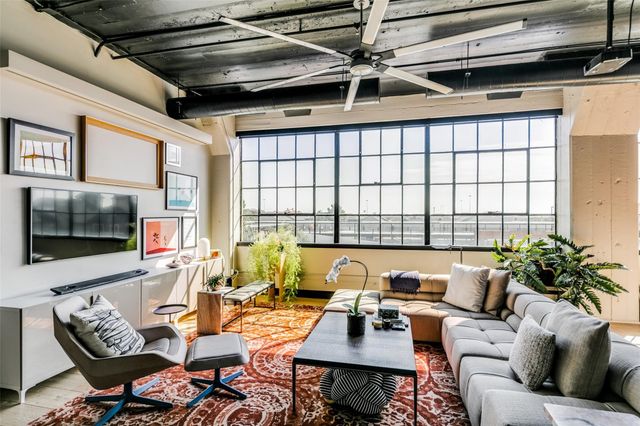 2220 Canton Street 406, Dallas, TX 75201