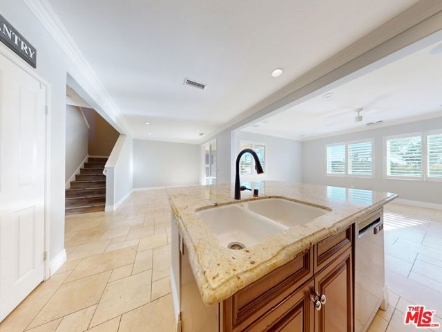 19320 Carranza Lane, Santa Clarita, CA 91350