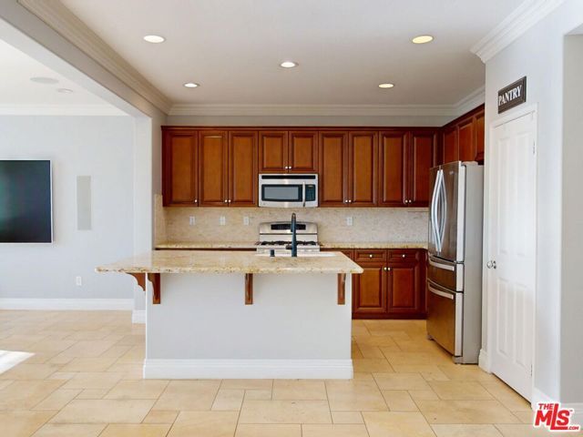 19320 Carranza Lane, Santa Clarita, CA 91350