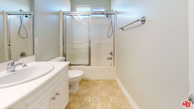 19320 Carranza Lane, Santa Clarita, CA 91350