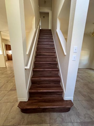 8326 Alvin High LN, Austin, TX 78729