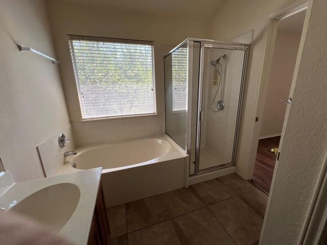 8326 Alvin High LN, Austin, TX 78729
