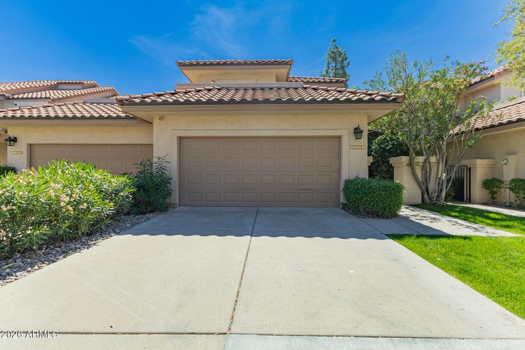 Image 1 of property listing at 9705 E MOUNTAIN VIEW Road 1181, Scottsdale, AZ 85258