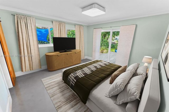 901 W Tropical Way, Plantation, FL 33317