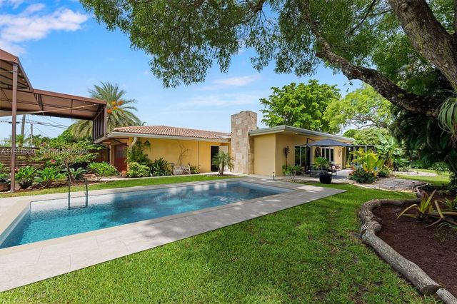 901 W Tropical Way, Plantation, FL 33317