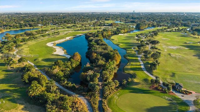 901 W Tropical Way, Plantation, FL 33317