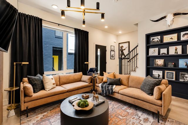 409 West Trinity Lane, Nashville, TN 37207