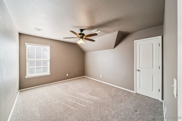 11710 S Willow Place, Jenks, OK 74037