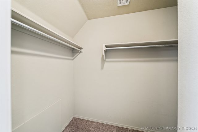 11710 S Willow Place, Jenks, OK 74037