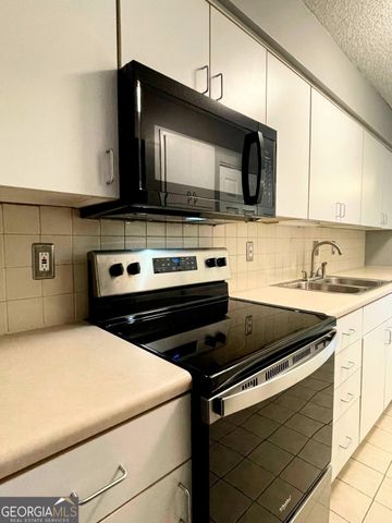 94 Cobblestone Creek, Peachtree City, GA 30269