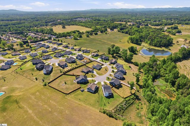 204 Claridge Way, Greer, SC 29651