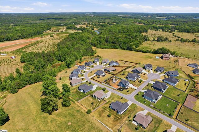 204 Claridge Way, Greer, SC 29651