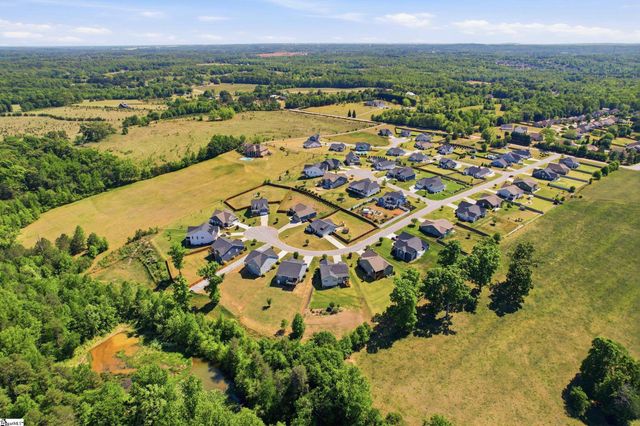 204 Claridge Way, Greer, SC 29651