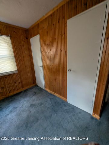 1609 N Gilcrest Avenue, East Lansing, MI 48823