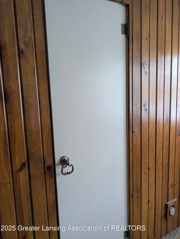 1609 N Gilcrest Avenue, East Lansing, MI 48823