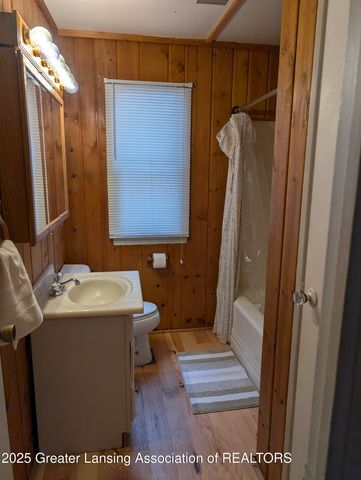 1609 N Gilcrest Avenue, East Lansing, MI 48823