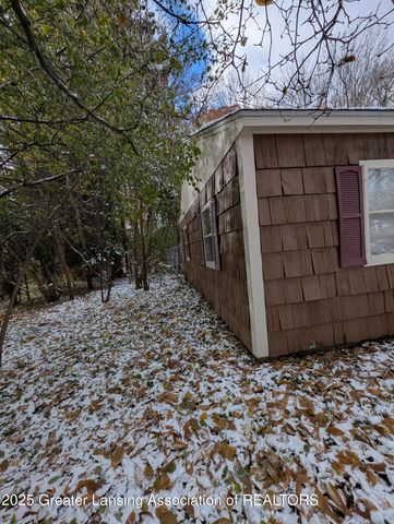 1609 N Gilcrest Avenue, East Lansing, MI 48823