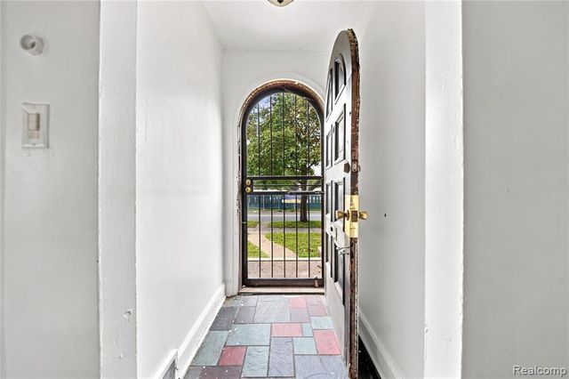 16661 Linwood Street, Detroit, MI 48221