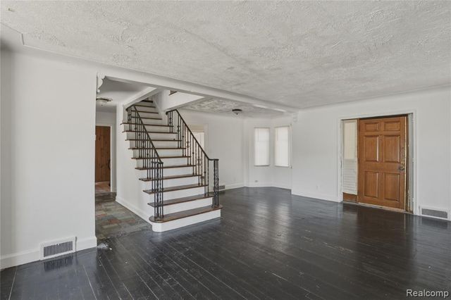 16661 Linwood Street, Detroit, MI 48221