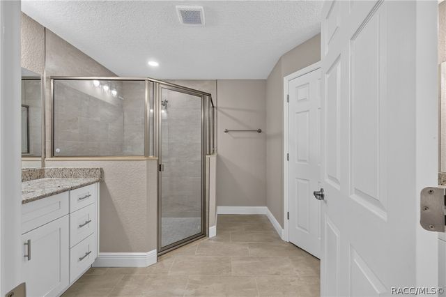 10260 N Spaulding Drive, Citrus Springs, FL 34433