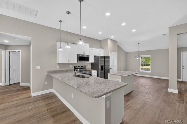 10260 N Spaulding Drive, Citrus Springs, FL 34433