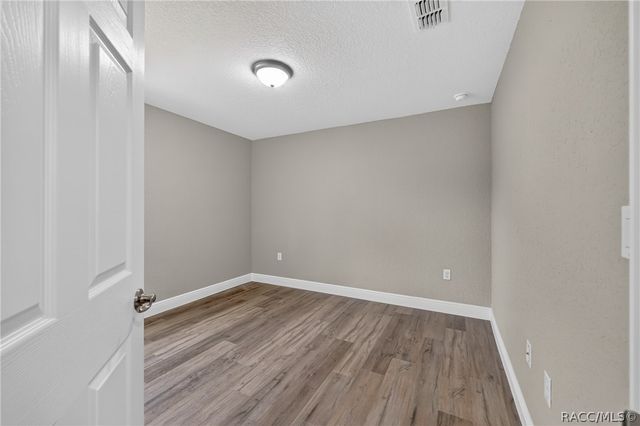 10260 N Spaulding Drive, Citrus Springs, FL 34433