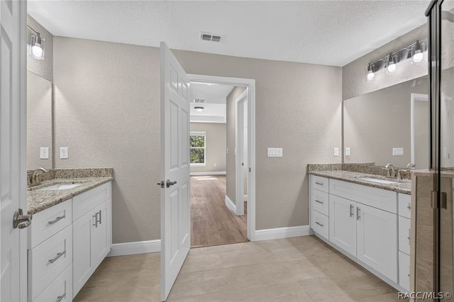 10260 N Spaulding Drive, Citrus Springs, FL 34433