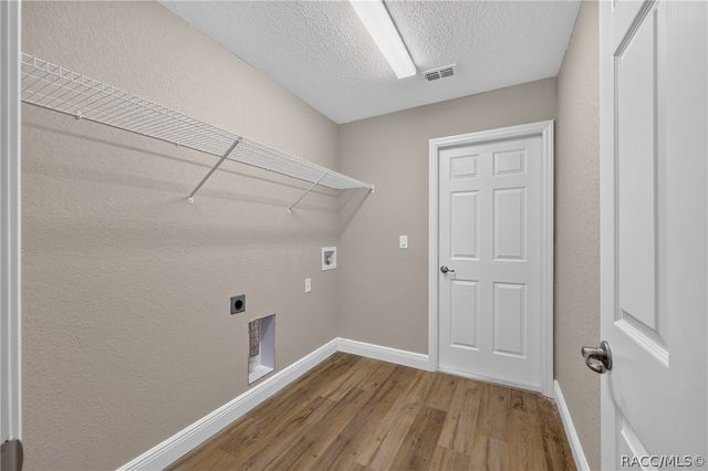 10260 N Spaulding Drive, Citrus Springs, FL 34433