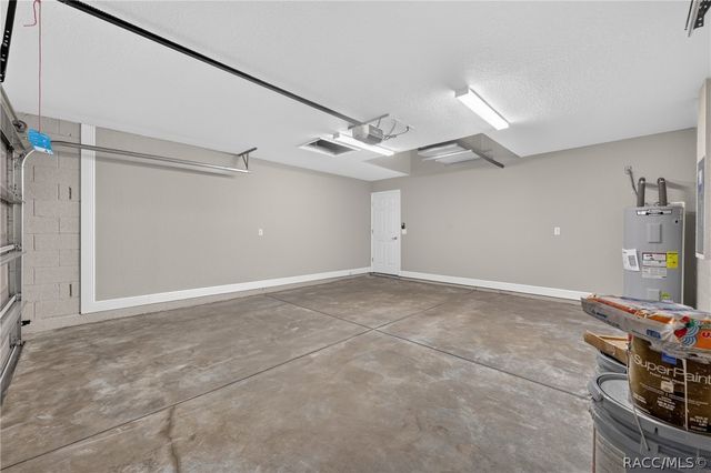 10260 N Spaulding Drive, Citrus Springs, FL 34433