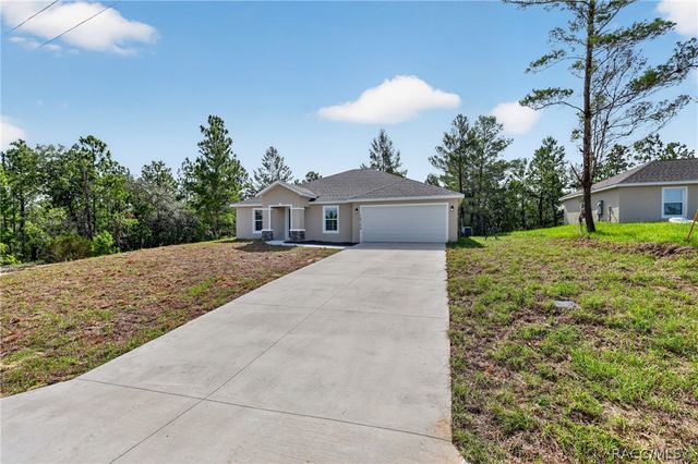 10260 N Spaulding Drive, Citrus Springs, FL 34433