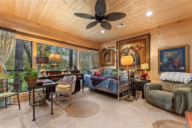 805 Willow Springs Road, Sulphur, LA 70663